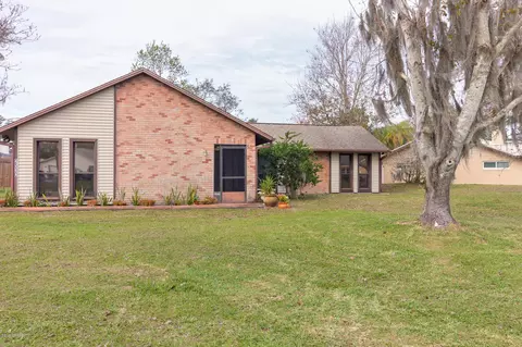 2530 Yule Tree Dr, Edgewater, FL 32141 photo 1