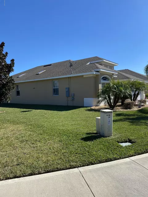 535 Safe Harbor Dr, Edgewater, FL 32141 photo 3