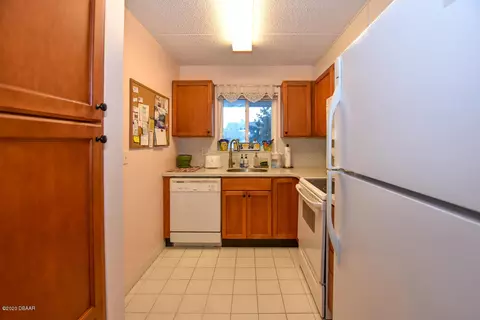 60 Vining Ct #130, Ormond Beach, FL 32176 photo 9
