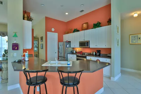 824 Westlake Dr, Ormond Beach, FL 32174 photo 9