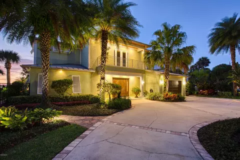 3100 John Anderson Dr, Ormond Beach, FL 32176 photo 1