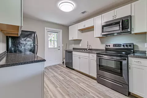 1827 Carolina Ave, Ormond Beach, FL 32174 photo 3