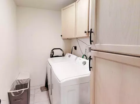 1624 Orange Tree Dr, Edgewater, FL 32132 photo 17