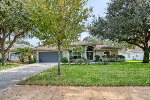 41 Lakebluff Dr, Ormond Beach, FL 32174 photo 1