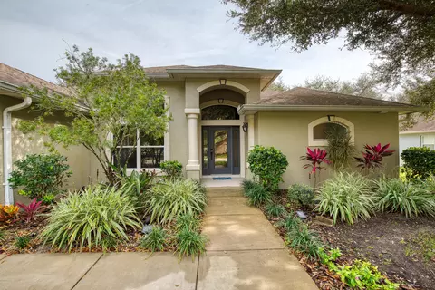 41 Lakebluff Dr, Ormond Beach, FL 32174 photo 2