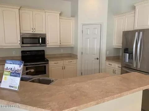 3933 Acoma Dr, Ormond Beach, FL 32174 photo 3