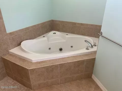 3933 Acoma Dr, Ormond Beach, FL 32174 photo 12