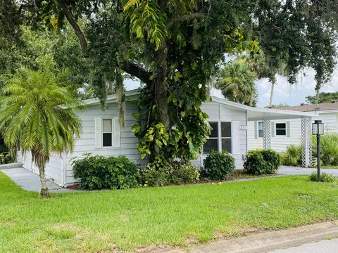 207 Schooner Ave, Edgewater, FL 32141 photo 1