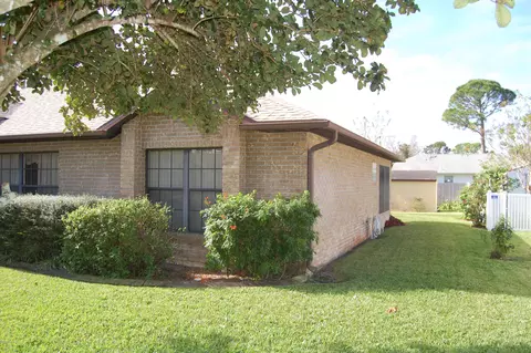 3228 Queen Palm Dr, Edgewater, FL 32141 photo 11