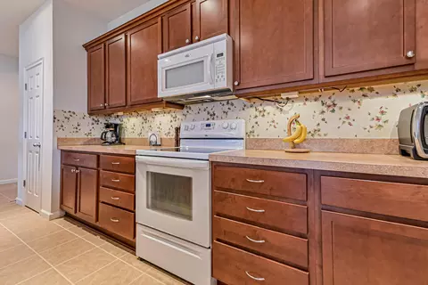 9 Dormer Dr, Ormond Beach, FL 32174 photo 9