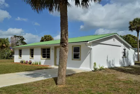 1805 Date Palm Dr, Edgewater, FL 32132 photo 1