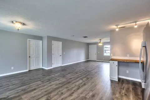 1805 Date Palm Dr, Edgewater, FL 32132 photo 11