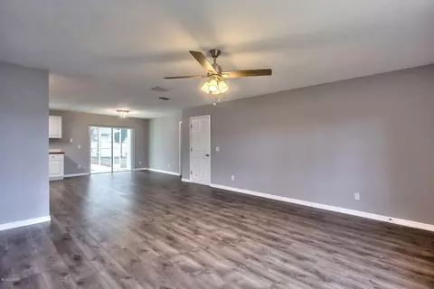 1805 Date Palm Dr, Edgewater, FL 32132 photo 6