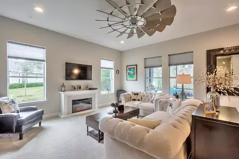 376 Chesham St, Ormond Beach, FL 32174 photo 9