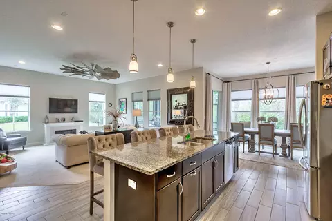 376 Chesham St, Ormond Beach, FL 32174 photo 8