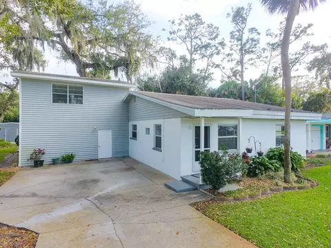 124 Magnolia Ave, Edgewater, FL 32132 photo 2