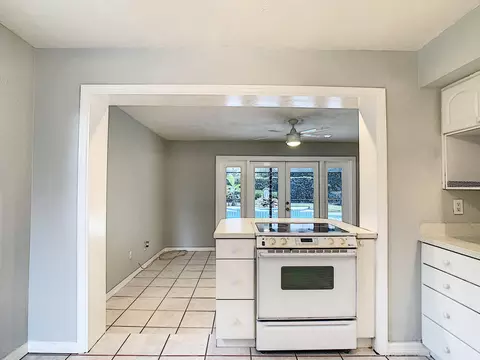 124 Magnolia Ave, Edgewater, FL 32132 photo 9
