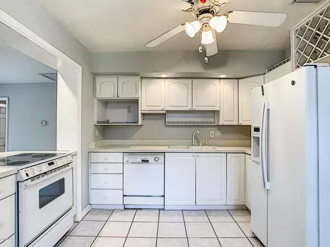 124 Magnolia Ave, Edgewater, FL 32132 photo 13