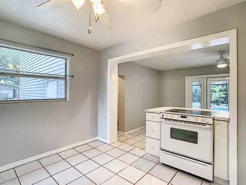 124 Magnolia Ave, Edgewater, FL 32132 photo 12