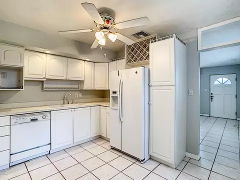 124 Magnolia Ave, Edgewater, FL 32132 photo 10