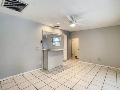 124 Magnolia Ave, Edgewater, FL 32132 photo 14