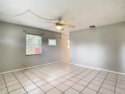 124 Magnolia Ave, Edgewater, FL 32132 photo 6