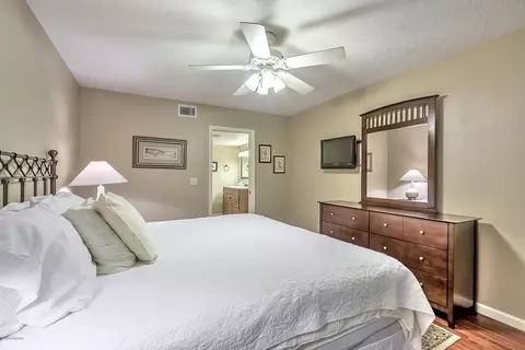332 W Park Pl, Ormond Beach, FL 32174 photo 12