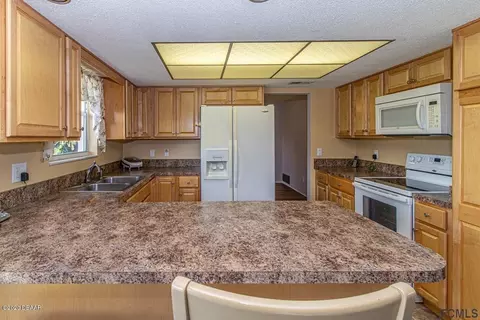 8 San Juan Cir, Ormond Beach, FL 32176 photo 14
