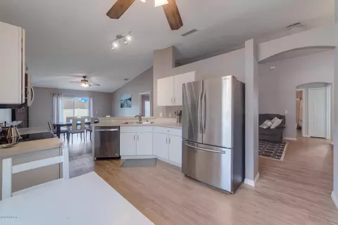 201 2 Oaks Dr, Edgewater, FL 32141 photo 10