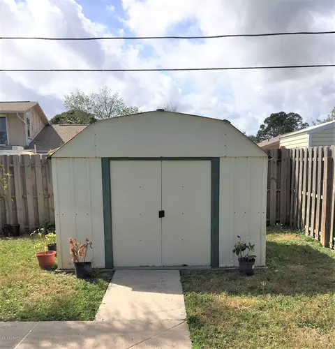 2912 Pine Tree Dr, Edgewater, FL 32141 photo 22