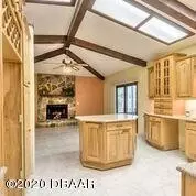 363 Putnam Ave, Ormond Beach, FL 32174 photo 6