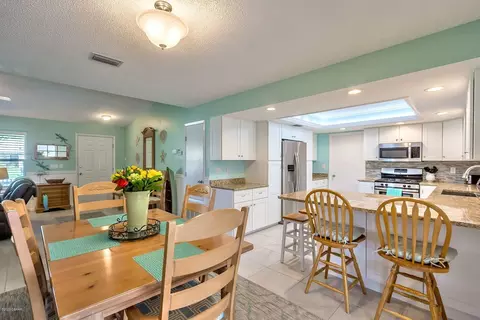 10 Thomas St, Ormond Beach, FL 32174 photo 8
