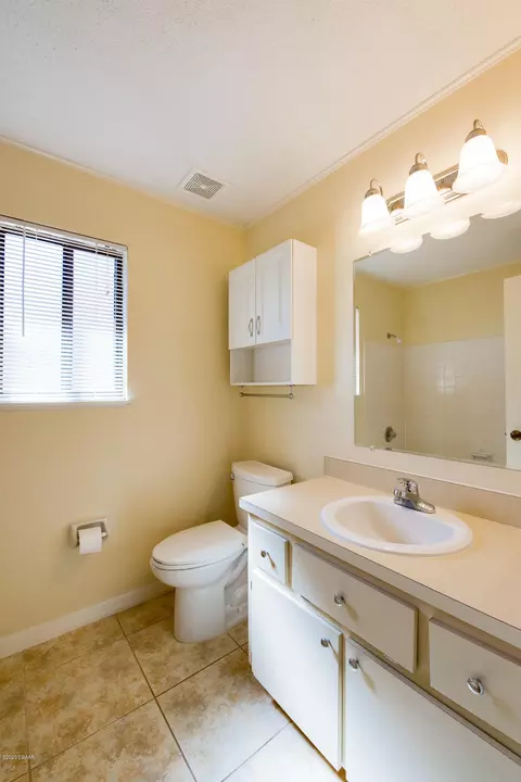 29 Park Pl, Ormond Beach, FL 32174 photo 12