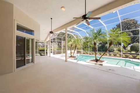 1049 Hampstead Ln, Ormond Beach, FL 32174 photo 4