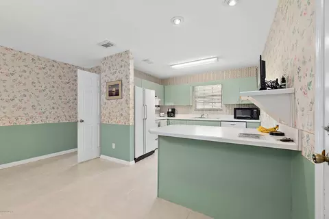 2714 Silver Palm Dr, Edgewater, FL 32141 photo 4