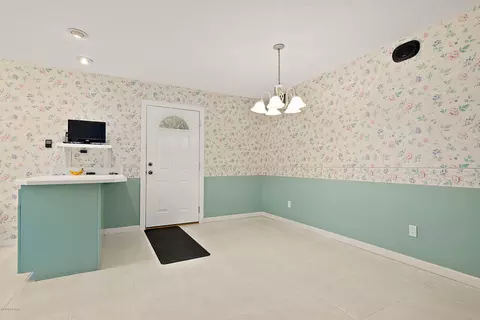 2714 Silver Palm Dr, Edgewater, FL 32141 photo 7