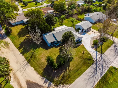 3205 Queen Palm Dr, Edgewater, FL 32141 photo 3