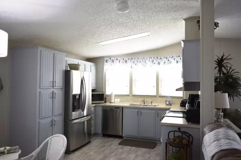 609 Charter Ln, Edgewater, FL 32141 photo 7