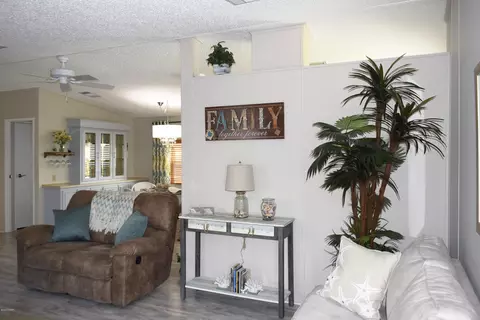 609 Charter Ln, Edgewater, FL 32141 photo 6