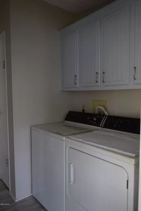 609 Charter Ln, Edgewater, FL 32141 photo 12