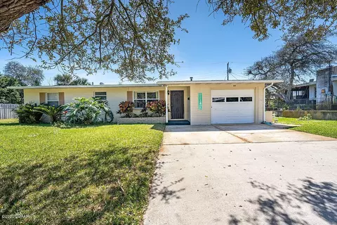 90 Benjamin Dr, Ormond Beach, FL 32176 photo 2