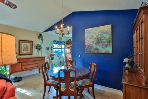 2928 Orange Tree Dr, Edgewater, FL 32141 photo 8
