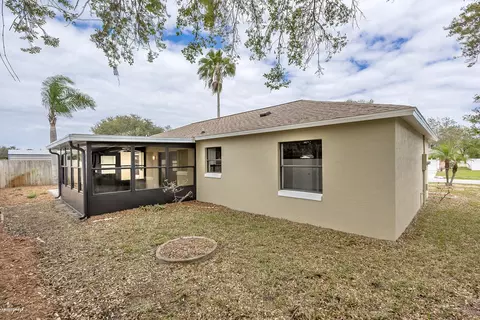 422 Sandpiper Ct, Edgewater, FL 32141 photo 4