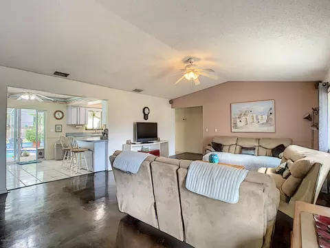 3104 Willow Oak Dr, Edgewater, FL 32141 photo 7