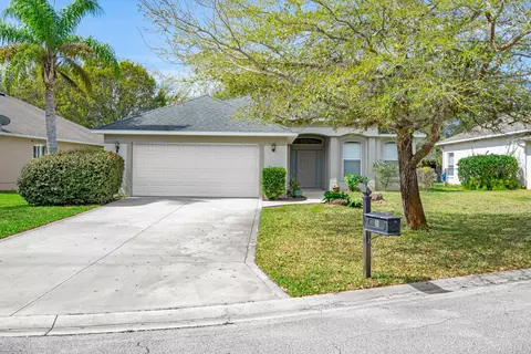 8 Old Creek Cir, Ormond Beach, FL 32174 photo 1