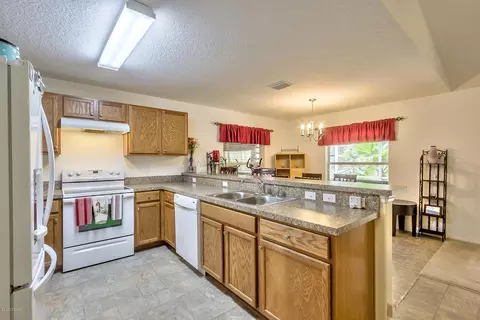 512 Safe Harbor Dr, Edgewater, FL 32141 photo 7