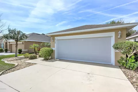 512 Safe Harbor Dr, Edgewater, FL 32141 photo 4