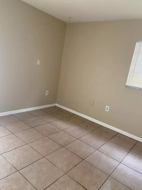 304 N 3rd St, Flagler Beach, FL 32136 photo 5
