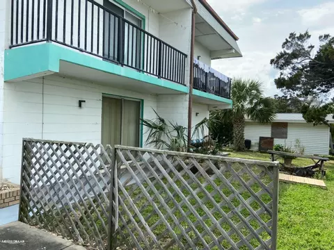 304 N 3rd St, Flagler Beach, FL 32136 photo 9