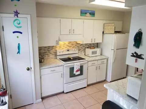 20 Oakwood, Ormond Beach, FL 32174 photo 3